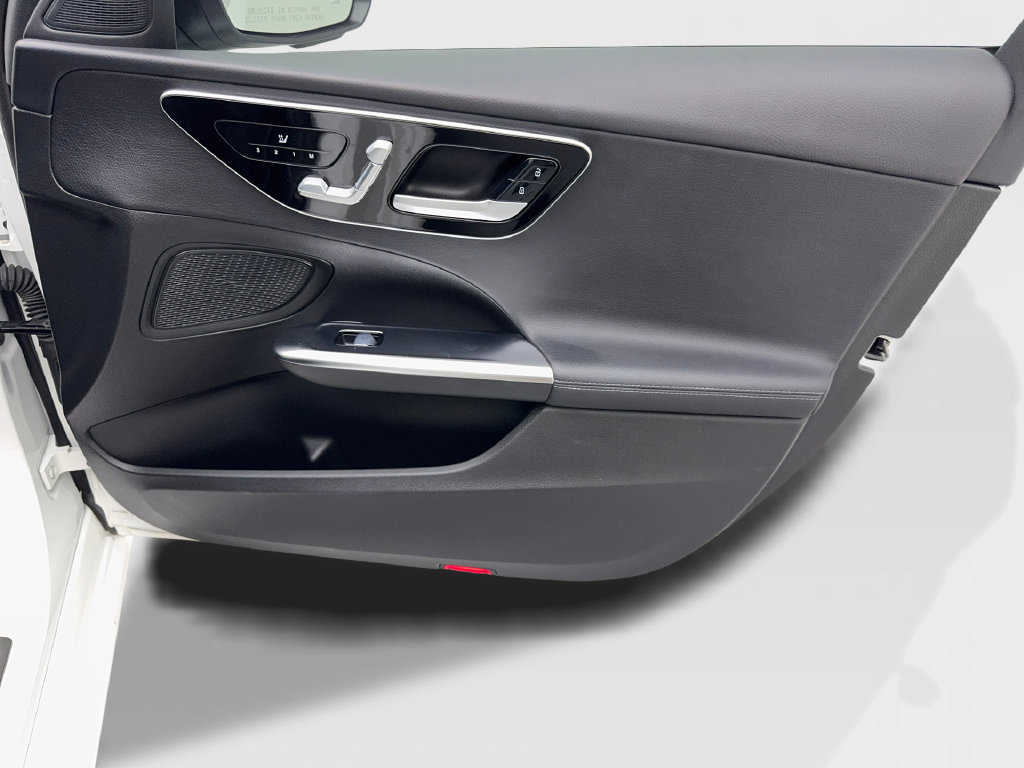 Used 2023 Mercedes-Benz C 300 Sedan image 47