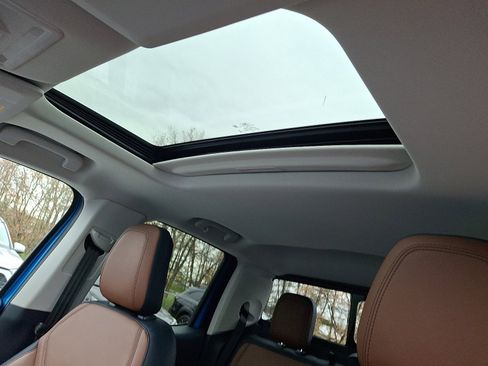 Used 2022 Ford Maverick Lariat w/ Lariat Luxury Package image 14