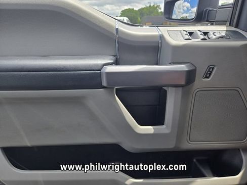 Used 2022 Ford F250 XLT w/ Black Appearance Package AWD/4WD image 28
