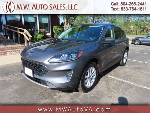 Used 2022 Ford Escape SE w/ Convenience Package image 1