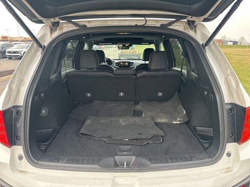 Used 2023 Honda Passport EX-L image 10