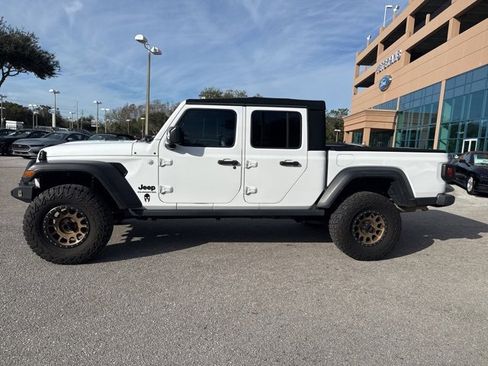 Used 2020 Jeep Gladiator Sport w/ Quick Order Package 24S image 2