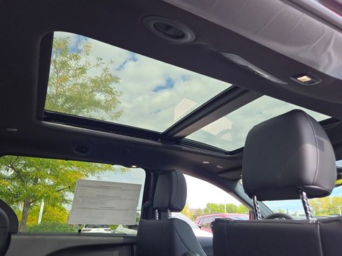 New 2026 Chrysler Pacifica Select image 11