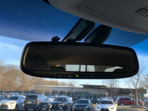 Used 2013 Lexus RX 450h AWD image 27