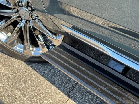 New 2026 Cadillac Escalade Luxury w/ LPO, Radiant Package image 13