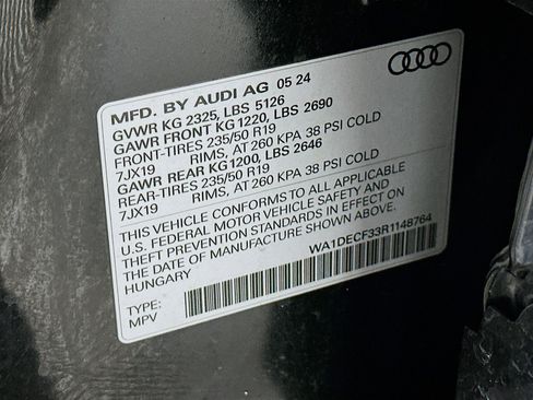 Used 2024 Audi Q3 2.0T Premium w/ Convenience Package image 12