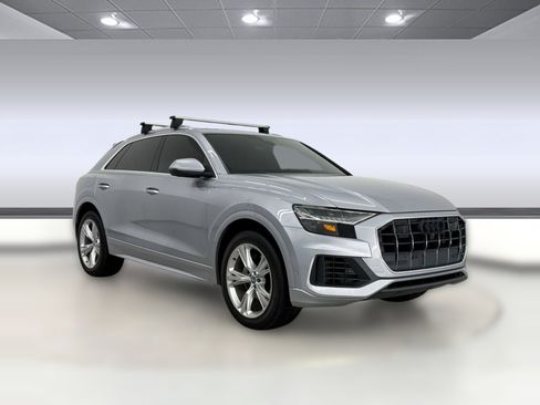 Used 2020 Audi Q8 Prestige w/ Prestige Package AWD/4WD image 7