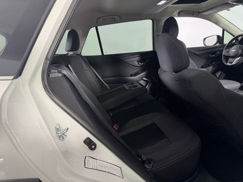 Used 2025 Subaru Outback Premium image 30