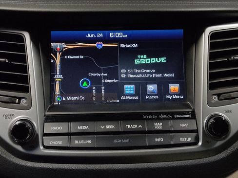 Used 2017 Hyundai Tucson SE Plus FWD image 25