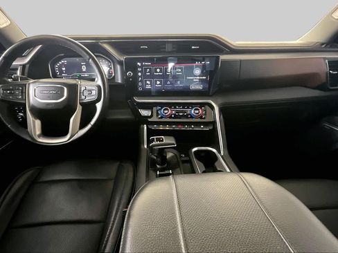Used 2023 GMC Sierra 1500 Denali w/ Technology Package AWD/4WD image 15