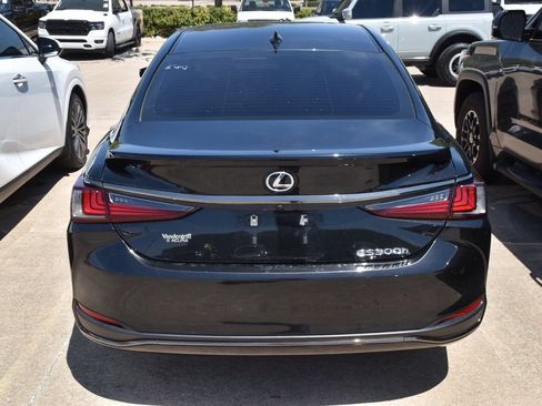 Used 2024 Lexus ES 300h F Sport w/ Accessory Package (Z1) FWD image 6