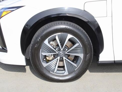 Certified 2023 Lexus RZ 450e Premium image 4