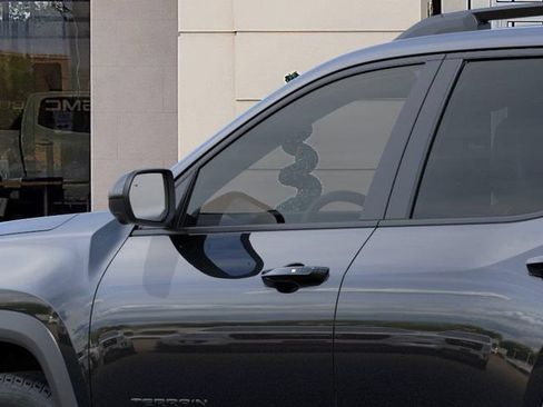 New 2027 GMC Terrain Elevation w/ Elevation Premium Package FWD image 12