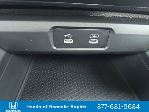 Used 2025 Honda Accord LX image 23