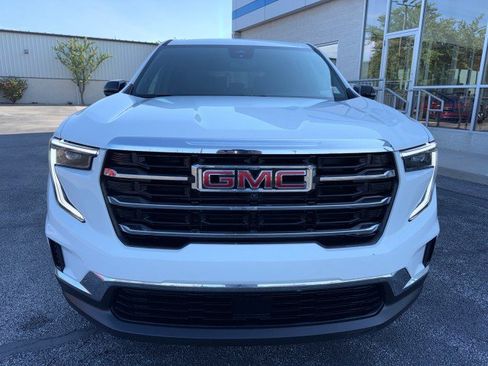 Used 2025 GMC Acadia Elevation FWD image 8