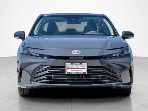 Used 2026 Toyota Camry LE FWD image 8