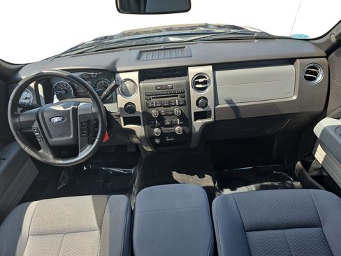 Used 2012 Ford F150 XLT w/ XLT Chrome Pkg image 9