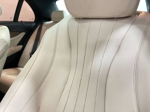 Used 2018 Mercedes-Benz E 300 image 17