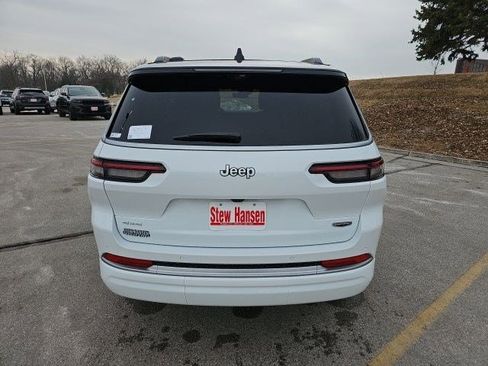 New 2026 Jeep Grand Cherokee L Summit w/ Advanced Protech Group IV AWD/4WD image 5