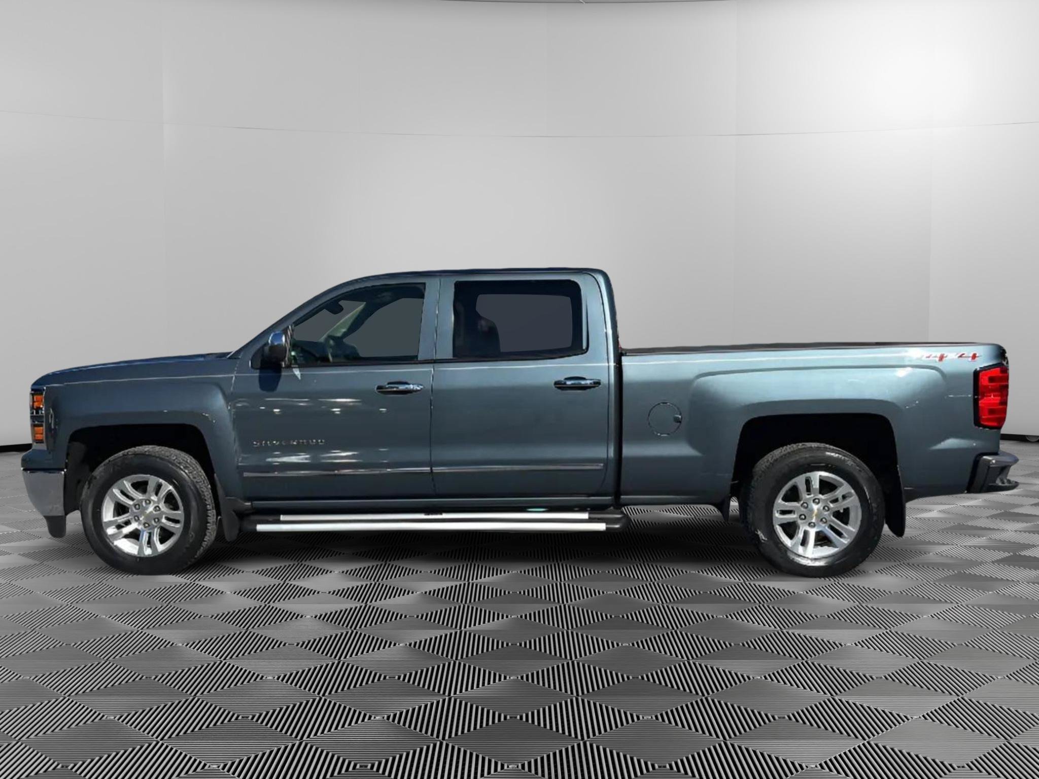 Used 2014 Chevrolet Silverado 1500 LTZ AWD/4WD image 5