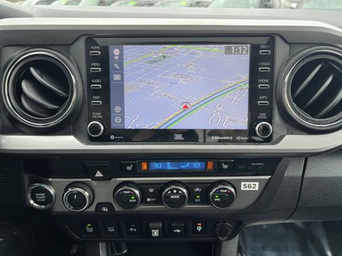 Used 2023 Toyota Tacoma Limited image 20