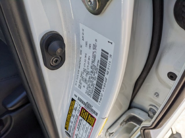 Used 2016 Toyota Tacoma TRD Off-Road w/ Towing Package AWD/4WD image 35
