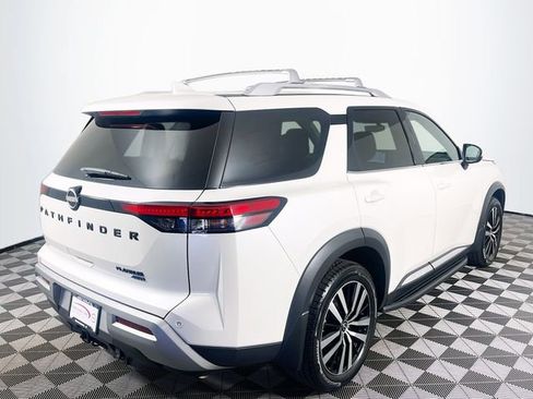 Used 2023 Nissan Pathfinder Platinum w/ Lighting Package (N93) AWD/4WD image 8