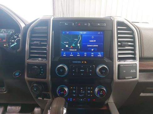 Used 2020 Ford F150 King Ranch w/ Equipment Group 601A Luxury AWD/4WD image 18