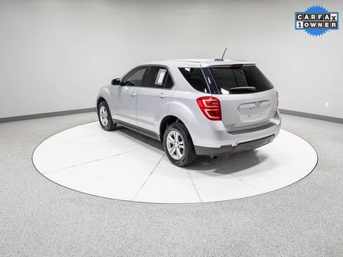Used 2017 Chevrolet Equinox LS image 28
