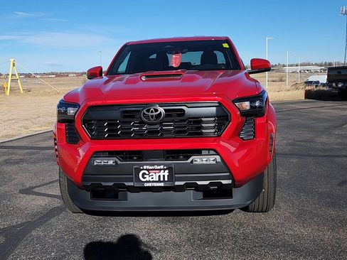 New 2025 Toyota Tacoma TRD Sport image 4