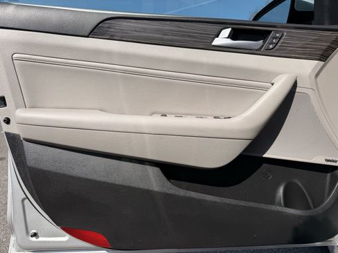 Used 2015 Hyundai Sonata Limited w/ Option Group 05 image 13