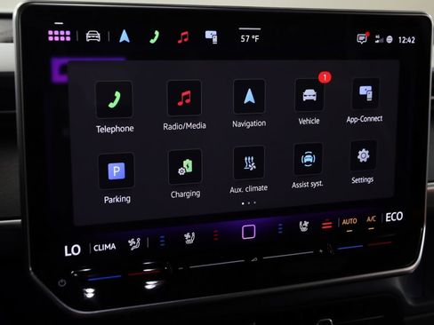 Used 2025 Volkswagen ID. Buzz Pro S image 34