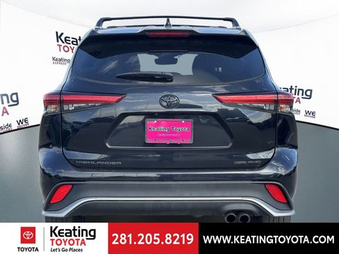Certified 2022 Toyota Highlander XSE image 4