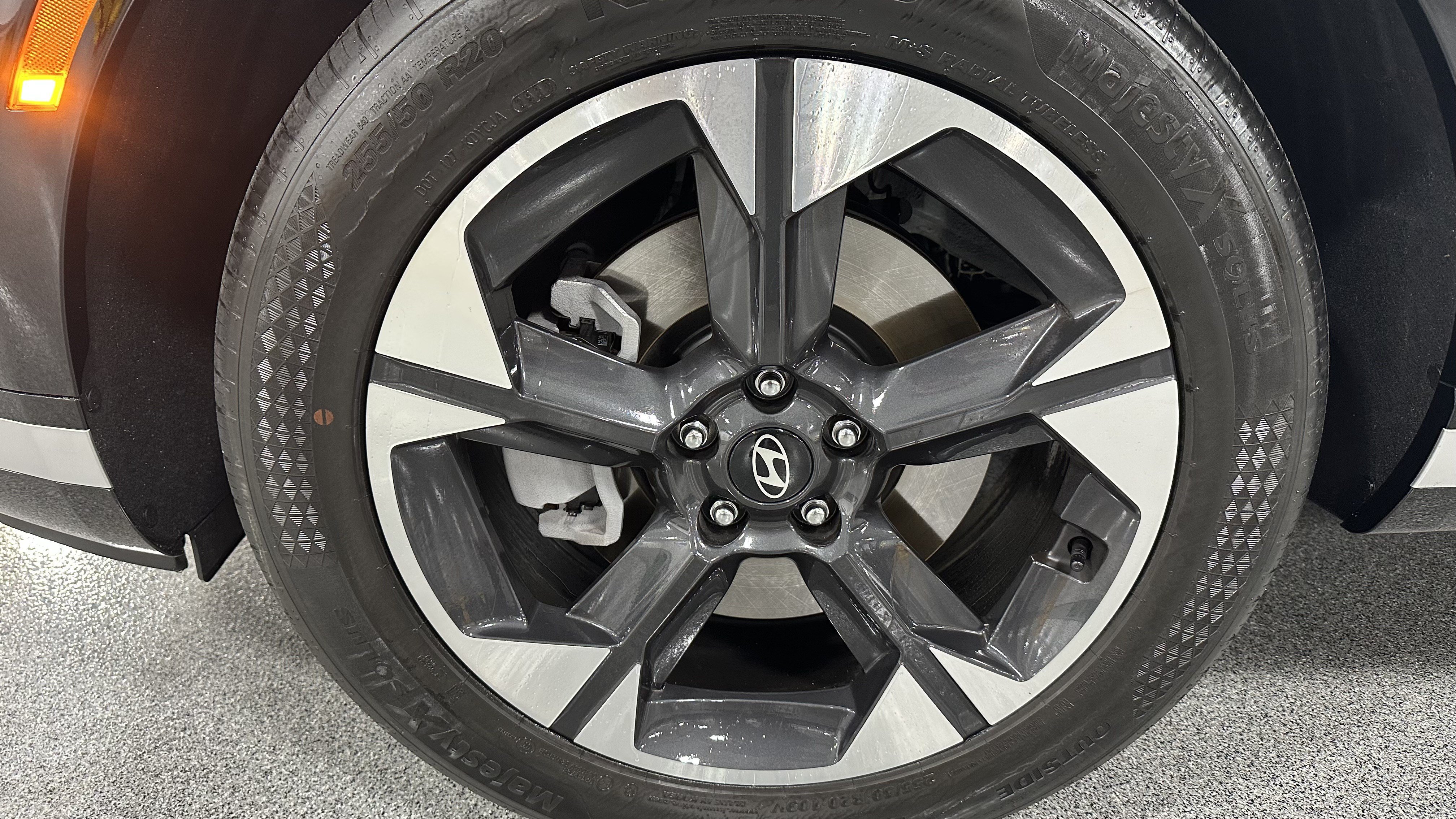 Used 2026 Hyundai Palisade Limited FWD image 12