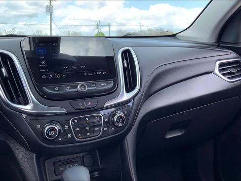 Used 2022 Chevrolet Equinox Premier image 35