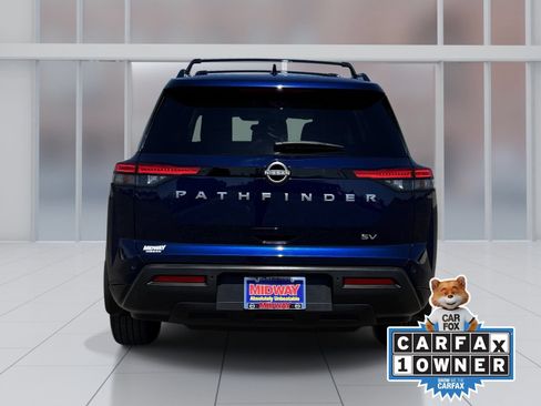 Certified 2024 Nissan Pathfinder SV FWD image 5