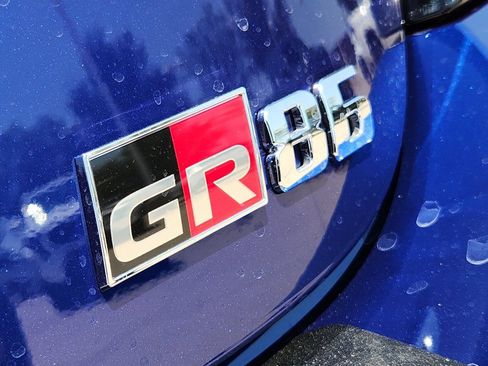New 2026 Toyota GR86 Premium RWD image 7