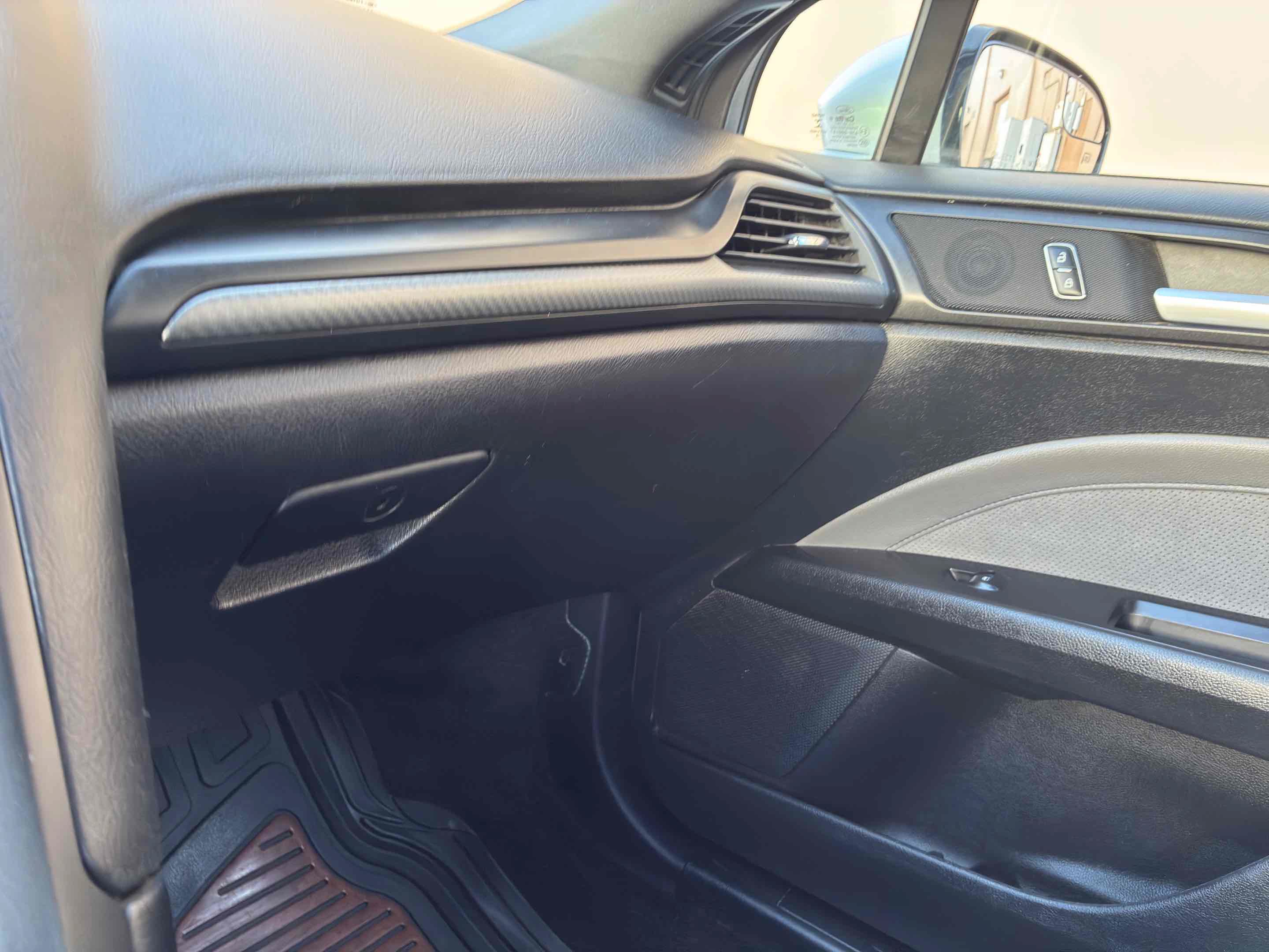 Used 2017 Ford Fusion Sport AWD/4WD image 28