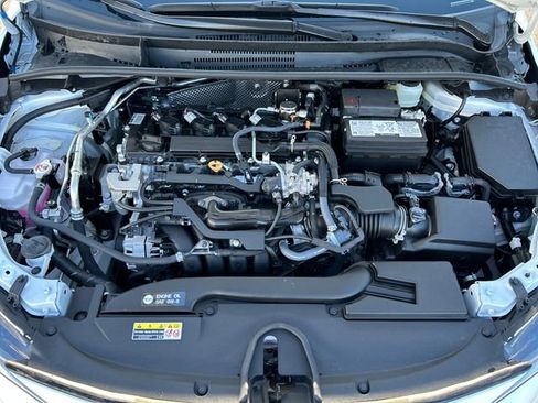Used 2025 Toyota Corolla SE image 29