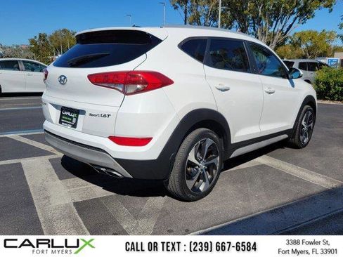 Used 2017 Hyundai Tucson Sport image 6