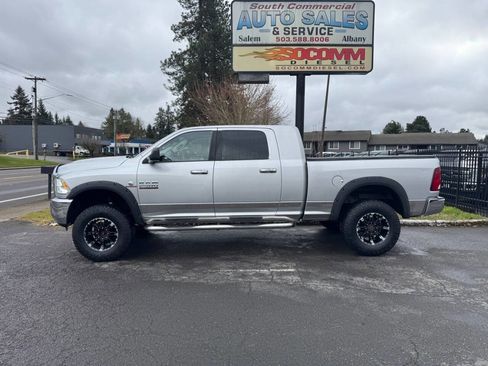Used 2013 RAM 2500 SLT w/ Luxury Group image 2