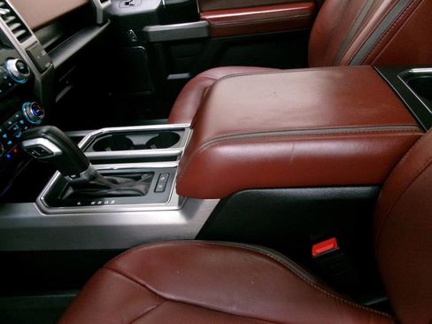 Used 2019 Ford F150 Platinum w/ Equipment Group 701A Luxury image 25