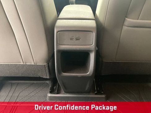 Used 2025 Chevrolet Trax ACTIV w/ Driver Confidence Package FWD image 12
