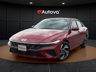 Used 2025 Hyundai Elantra SEL