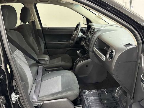 Used 2016 Jeep Compass Sport w/ Power Value Group image 27