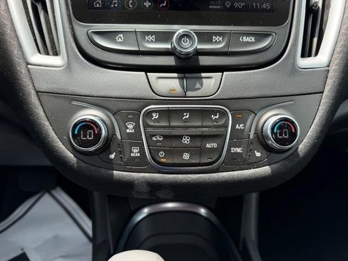 Used 2024 Chevrolet Malibu LT FWD image 12