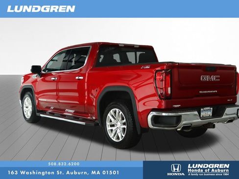 Used 2021 GMC Sierra 1500 SLT image 3