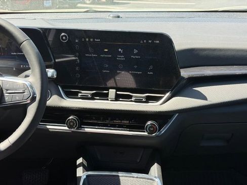 New 2026 Chevrolet Equinox LT w/ LPO, Floor Liner Package AWD/4WD image 9