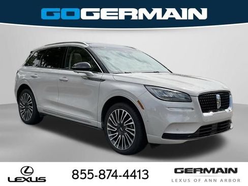 Used 2022 Lincoln Corsair Reserve w/ Equipment Group 201A AWD/4WD image 10