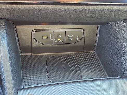 New 2026 Kia Sportage SX FWD image 29